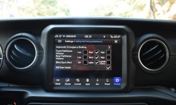Jeep Wrangler 2023 4xe-SAHARA-PLUG-IN HYBRID full