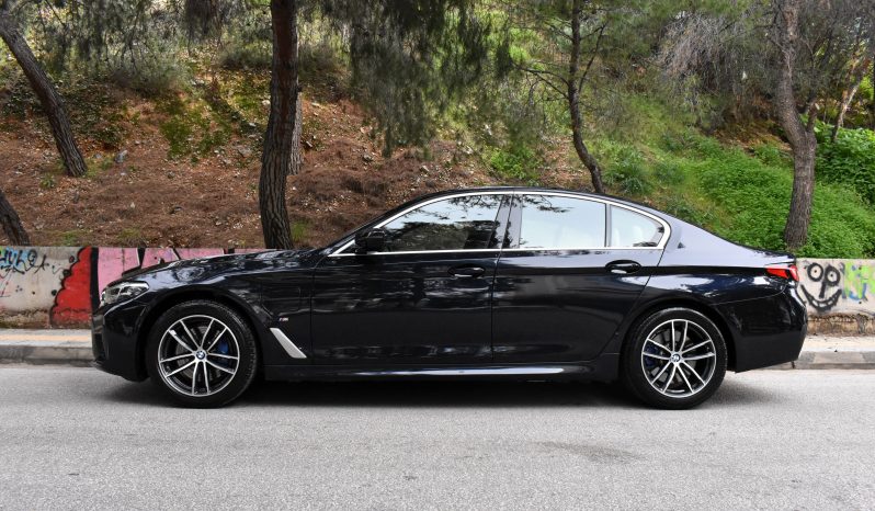 Bmw 530 2021 e-M PACKET-OΡΟΦΗ-CARBON SCHWARTZ-PLUG IN HYBRID full
