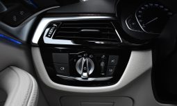 Bmw 530 2021 e-M PACKET-OΡΟΦΗ-CARBON SCHWARTZ-PLUG IN HYBRID full