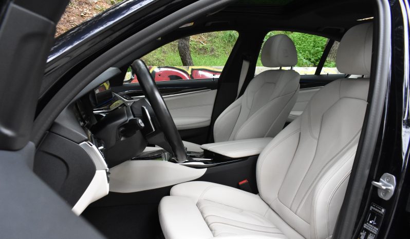Bmw 530 2021 e-M PACKET-OΡΟΦΗ-CARBON SCHWARTZ-PLUG IN HYBRID full
