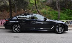 Bmw 530 2021 e-M PACKET-OΡΟΦΗ-CARBON SCHWARTZ-PLUG IN HYBRID full