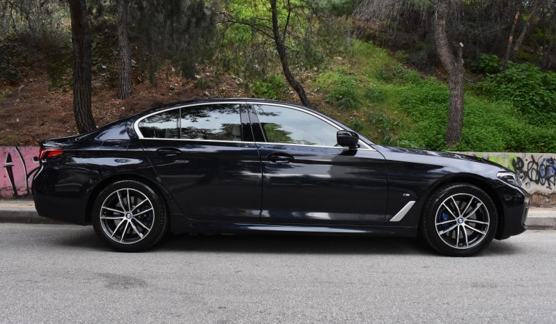 Bmw 530 2021 e-M PACKET-OΡΟΦΗ-CARBON SCHWARTZ-PLUG IN HYBRID full