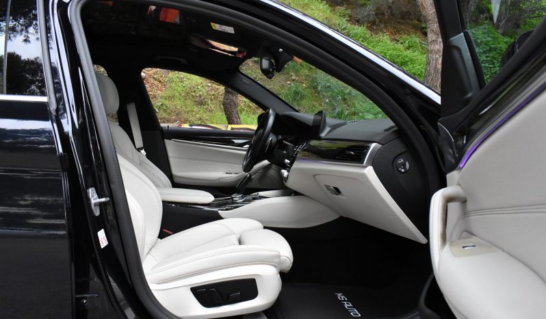 Bmw 530 2021 e-M PACKET-OΡΟΦΗ-CARBON SCHWARTZ-PLUG IN HYBRID full