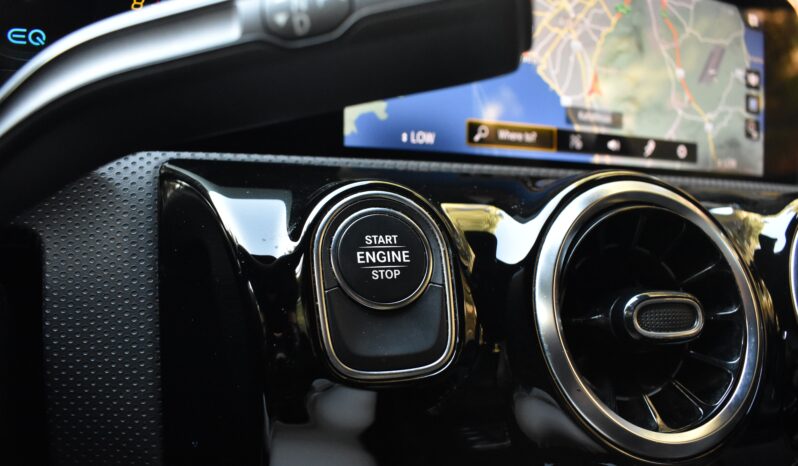 Mercedes-Benz A 250 2022 e-PLUG IN HYBRID-PROGRESSIVE-8 G DCT full