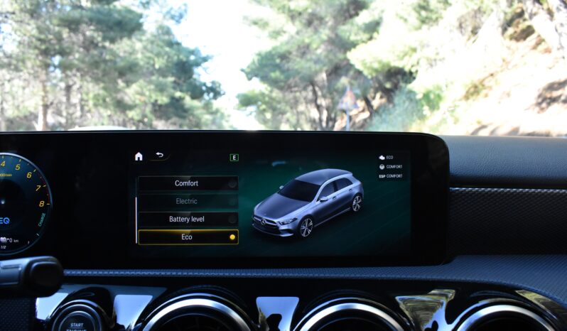 Mercedes-Benz A 250 2022 e-PLUG IN HYBRID-PROGRESSIVE-8 G DCT full
