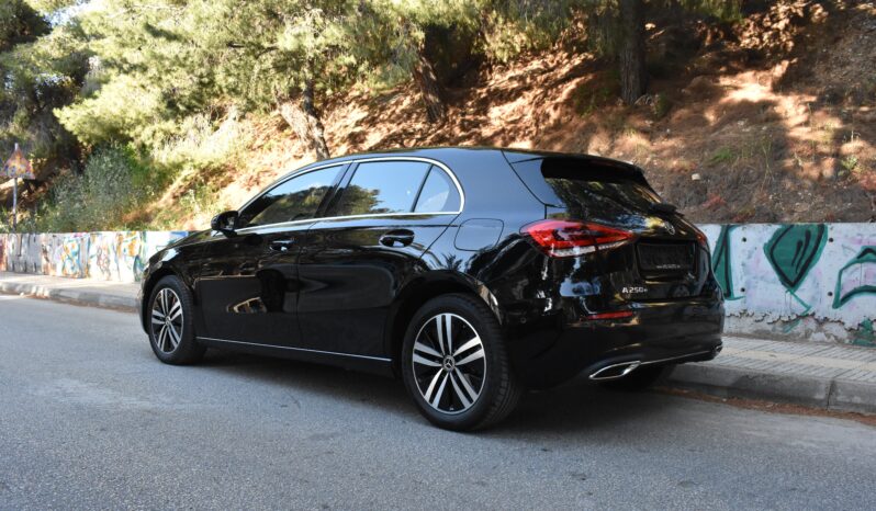 Mercedes-Benz A 250 2022 e-PLUG IN HYBRID-PROGRESSIVE-8 G DCT full