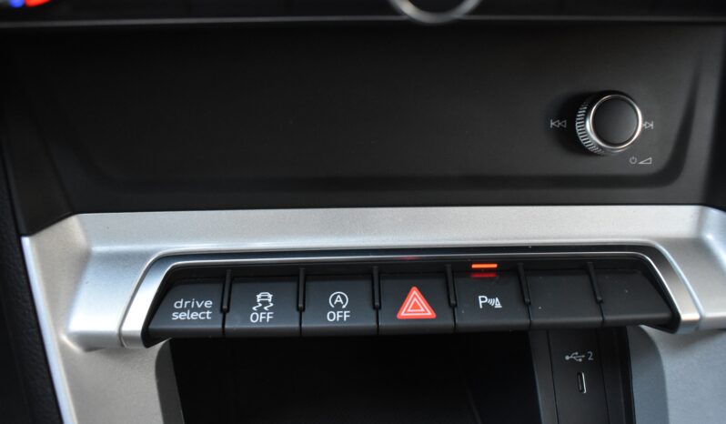 Audi Q3 2023 35 TFSI-ADVANCE-S TRONIC-HYBRID full