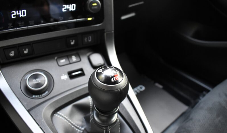 Toyota Yaris 2024 GR-CIRCUIT PACK-CONVENIENCE PACH-4X4 full