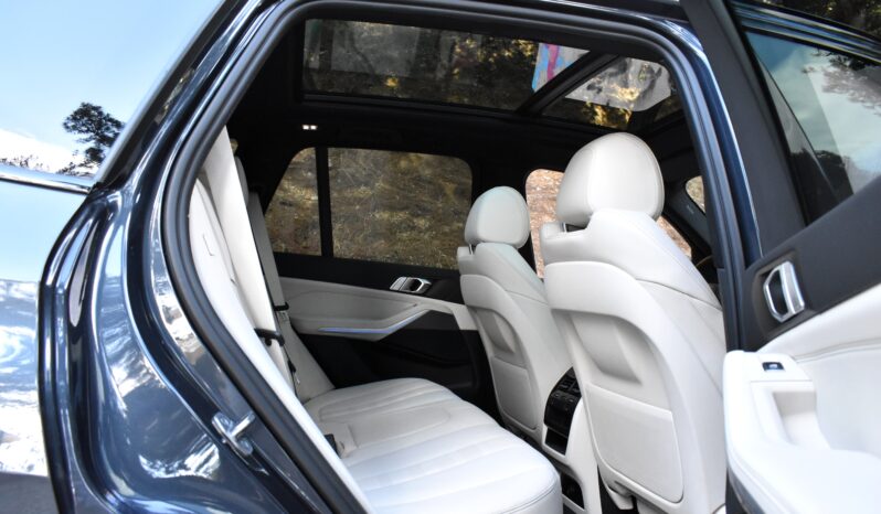 Bmw X5 2022 45e-M PACKET-PANORAMA-LASER LIGHTS-SHADOW LINE full